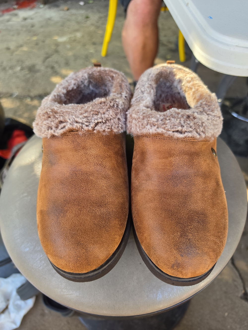 Minnetonka Clogs Brown Fur Lined Slippers